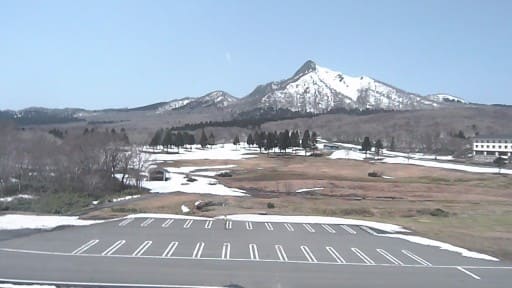 大山鏡ヶ成から見た烏ヶ山 