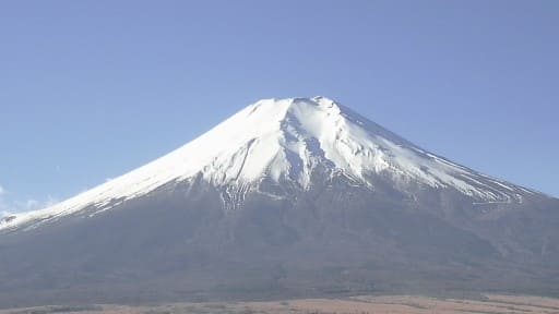 忍野村役場から見る富士山