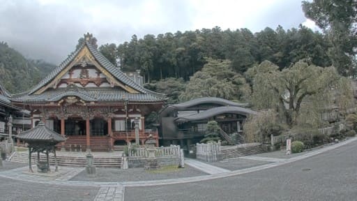 身延山久遠寺