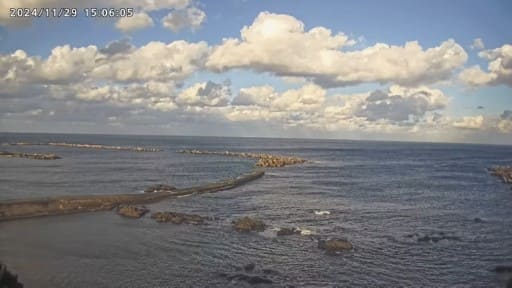 八丈島ホエールウォッチングカメラ 底土港