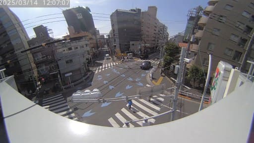 上落合1丁目交差点