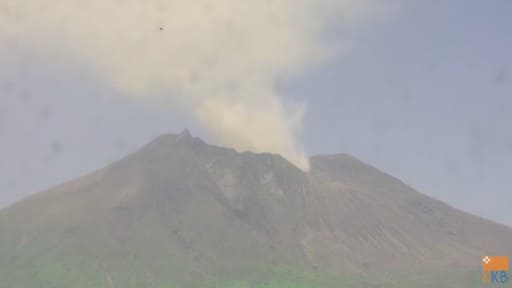 垂水市からの桜島 (KKB)